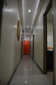 Hotel O Blue Pearl Residency Near Chhatrapati Shivaji International Airport Bombay