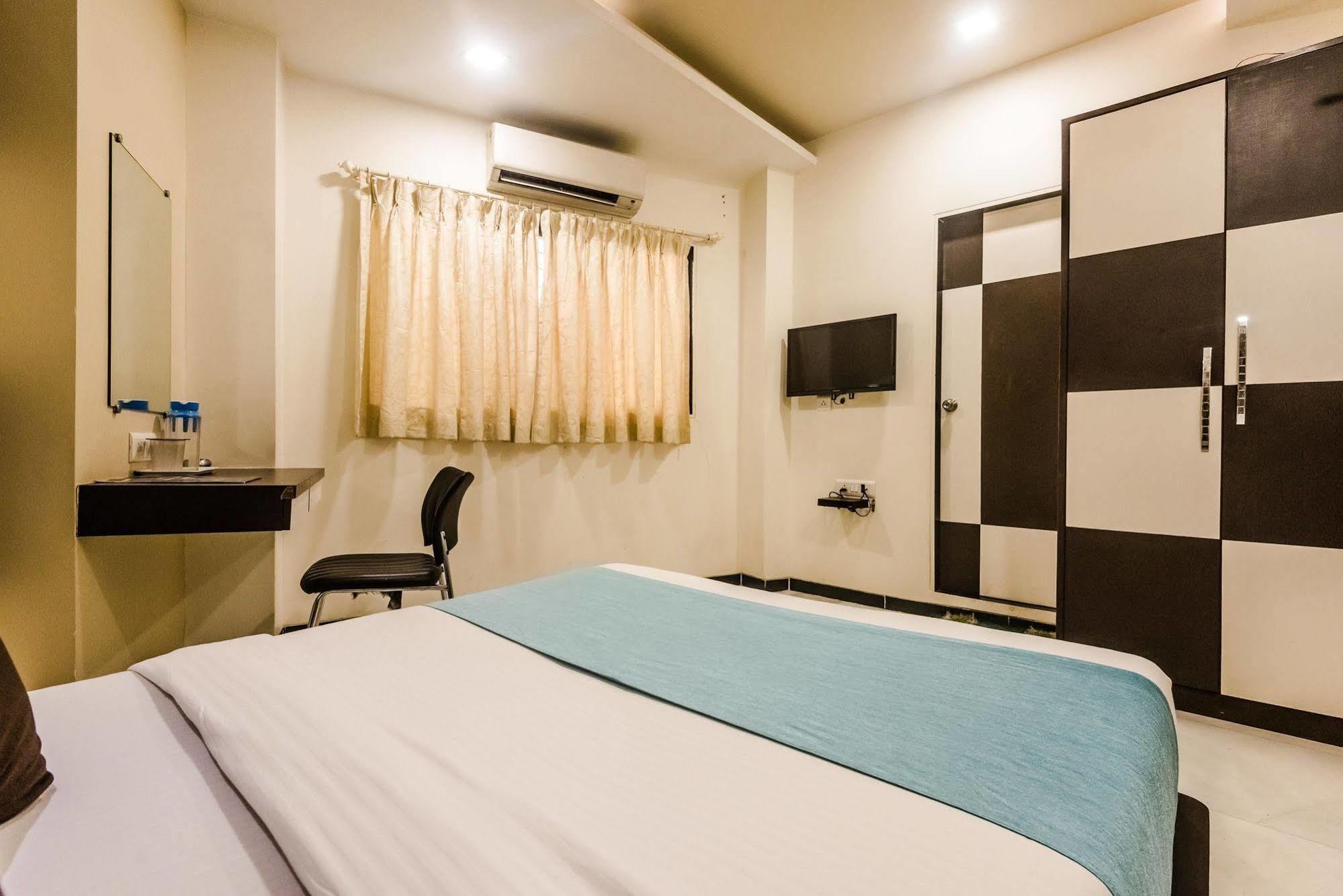 O Blue Pearl Residency Near Chhatrapati Shivaji International Airport Hotel Bombay